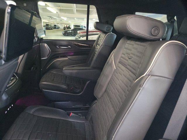 2023 Cadillac Escalade 4WD Sport Platinum