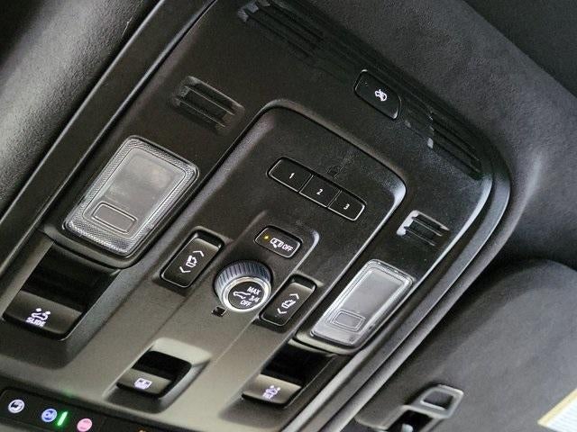 2023 Cadillac Escalade 4WD Sport Platinum