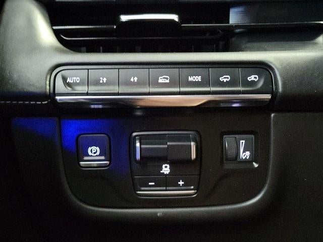 2023 Cadillac Escalade 4WD Sport Platinum