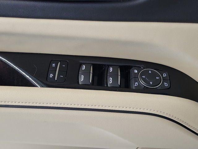 2024 Cadillac Escalade ESV 4WD Premium Luxury
