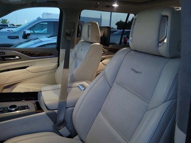 2023 Cadillac Escalade ESV 4WD Premium Luxury Platinum