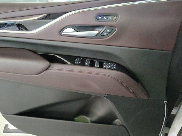 2024 Cadillac Escalade ESV 4WD Premium Luxury Platinum