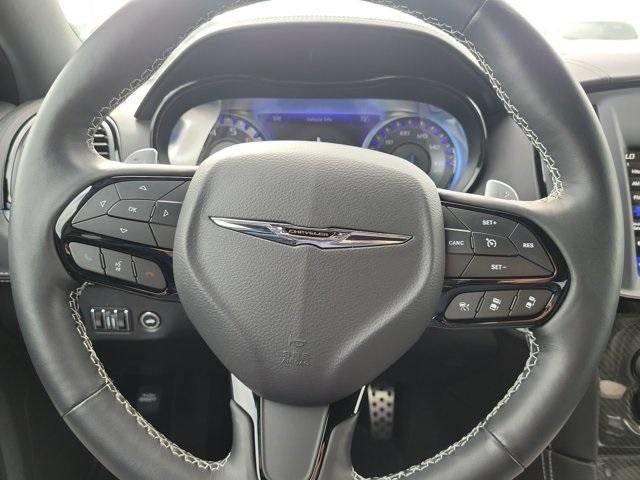 2023 Chrysler 300 300C