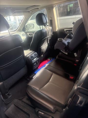 2020 Nissan Pathfinder SL