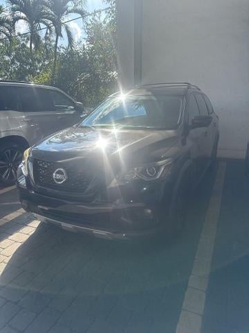 2020 Nissan Pathfinder SL