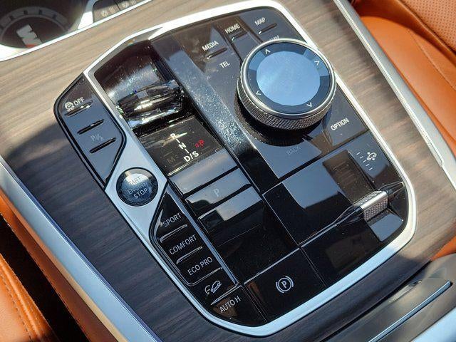 2026 BMW X7 Sports Activity Vehicle