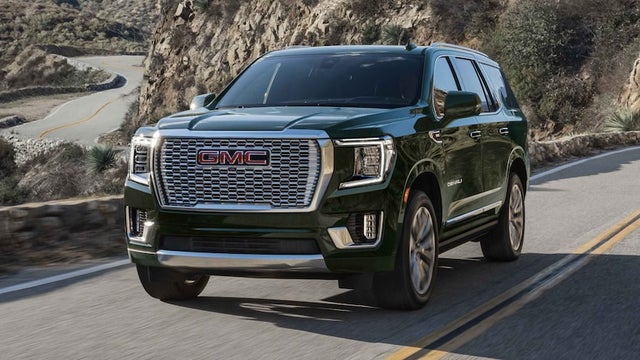 2022 GMC Yukon Exterior Front View Driving